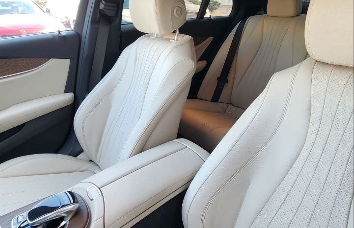 Mercedes-Benz E-Class E 300 2017 Facelift 2022 full