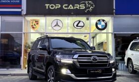 Toyota LANDCRUISER V8